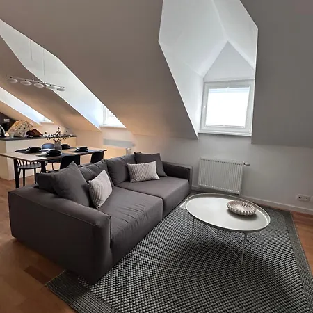 Danube&castle Retreat Apartment, 70m2 Apartman *